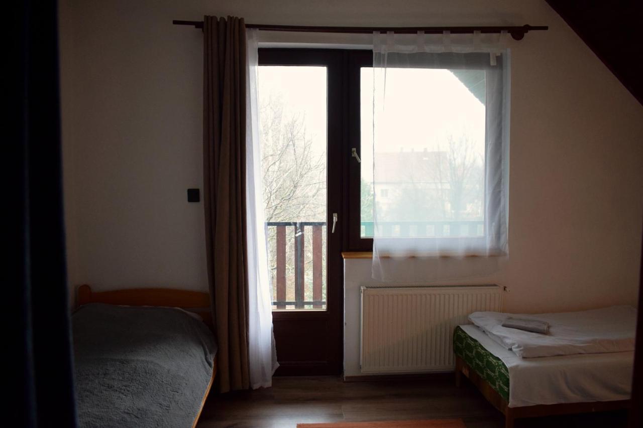 Ket Diofa Vendeghaz Hotell Felsőtárkány Exteriör bild